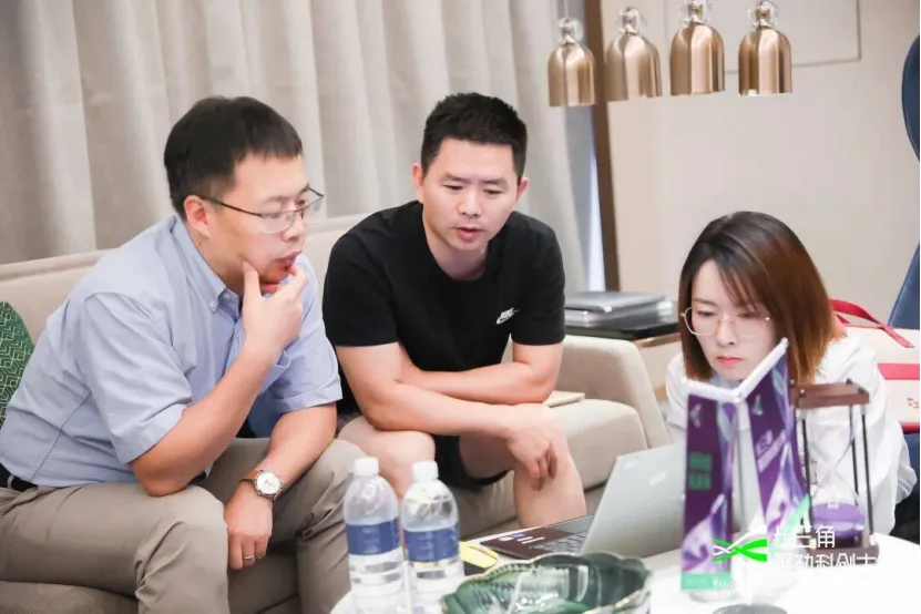 媒体报道 | 一临云：让临床研究“跑赢时间”，靠的竟是……历史文章封面